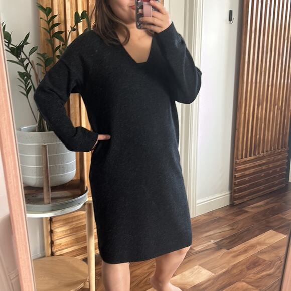 Vince Black V-Neck Sweater Dress - Picture 13 of 13